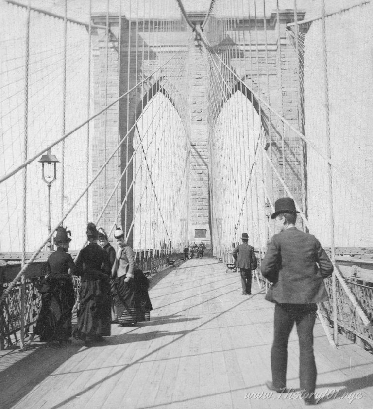 watermark_1024_1.1883-RETOUCHED-Entrance_to_Brooklyn_Bridge_Promenade-6102x6702